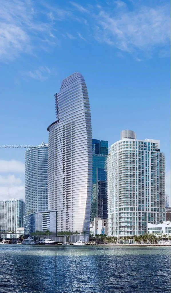 1 bedroom 1 bath for sale at 300 Biscayne Blvd Way # 3108, Miami FL 33131