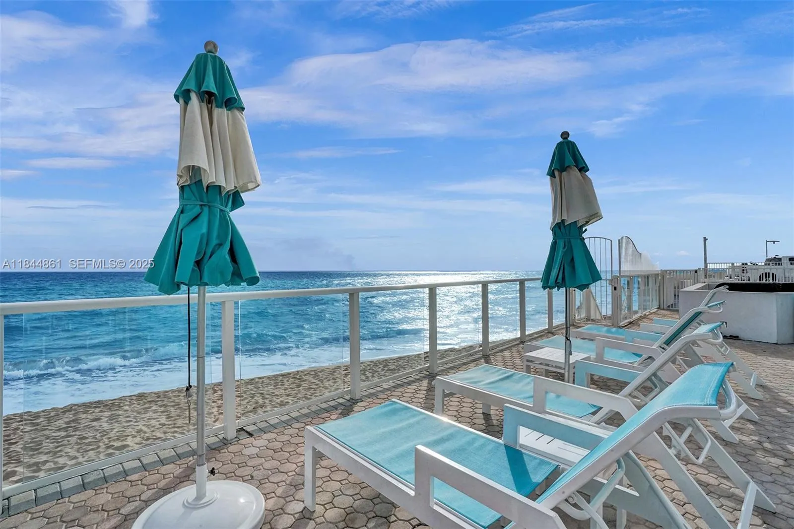 1 bedroom 1 bath for rent at 3140 S Ocean Dr # 1102, Hallandale Beach FL 33009