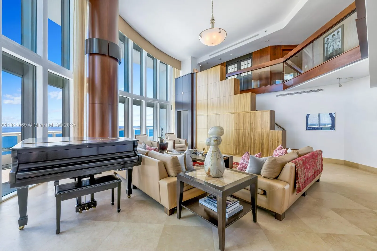 1643 Brickell Ave # 3702, Miami FL 33129
