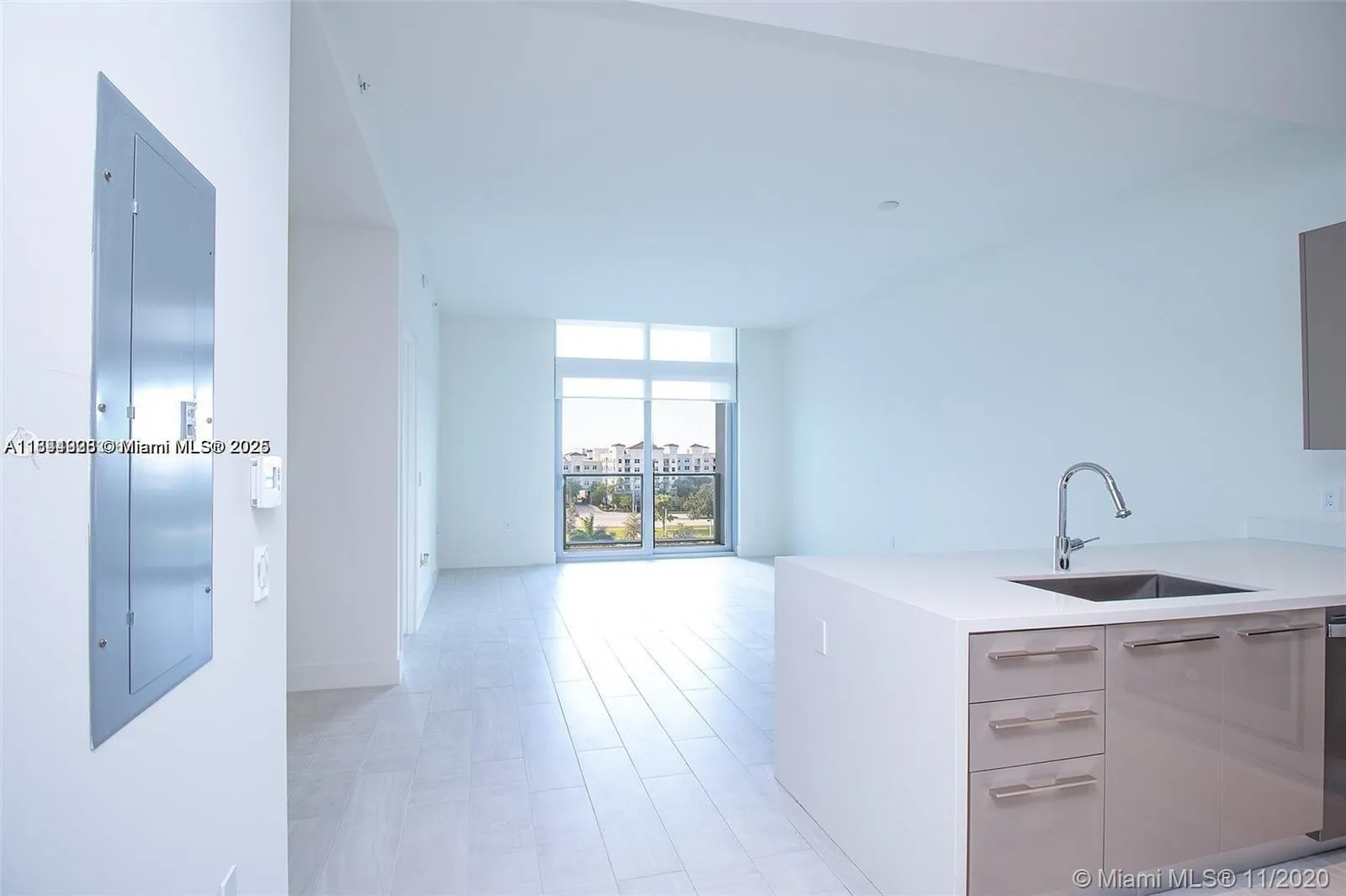 2000 Metropica Way # 614, Sunrise FL 33323