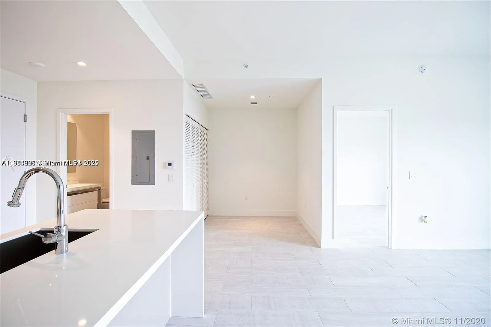 2000 Metropica Way # 614, Sunrise FL 33323