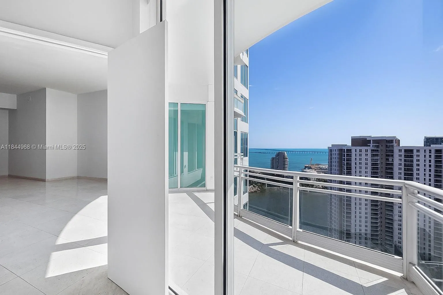 900 Brickell Key Blvd # 2005, Miami FL 33131