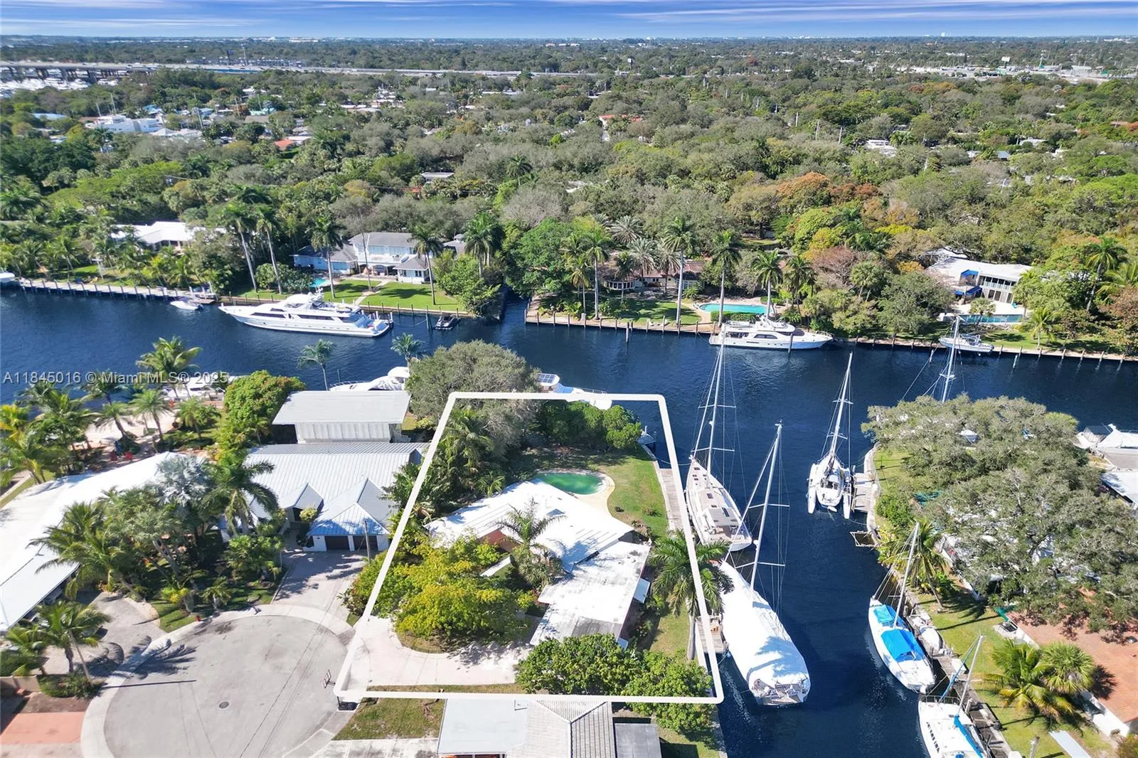 1321 Mandarin Isle, Fort Lauderdale FL 33315