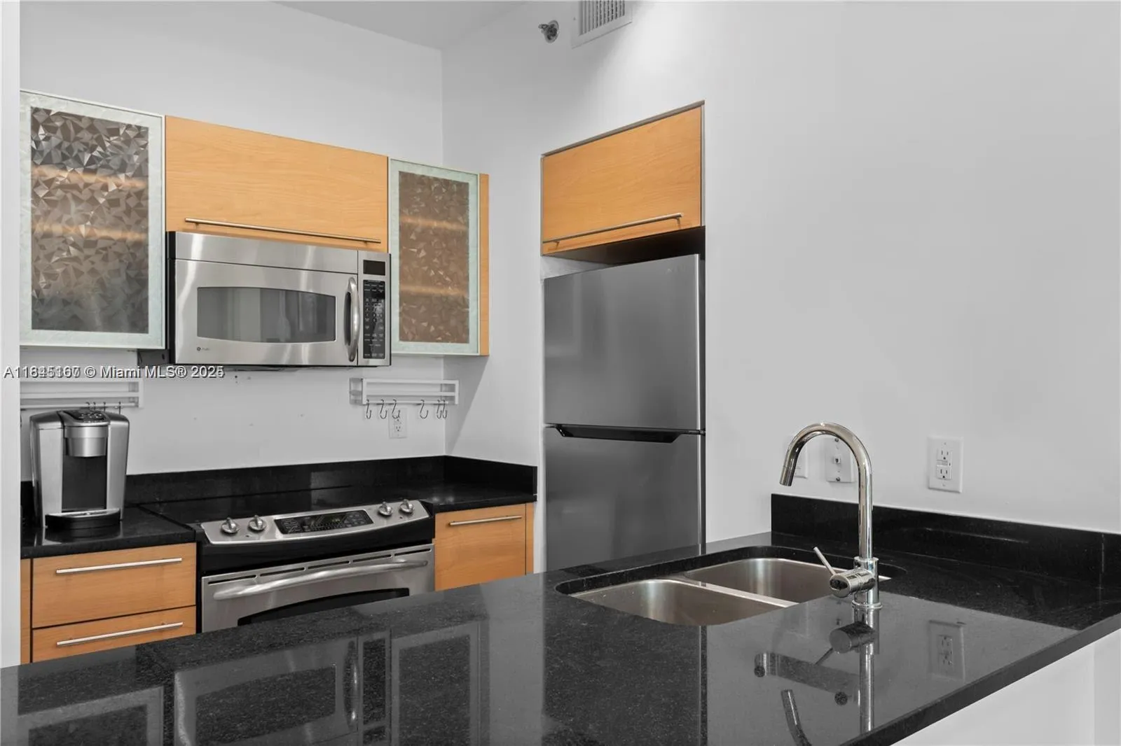950 Brickell Bay Dr # 501, Miami FL 33131