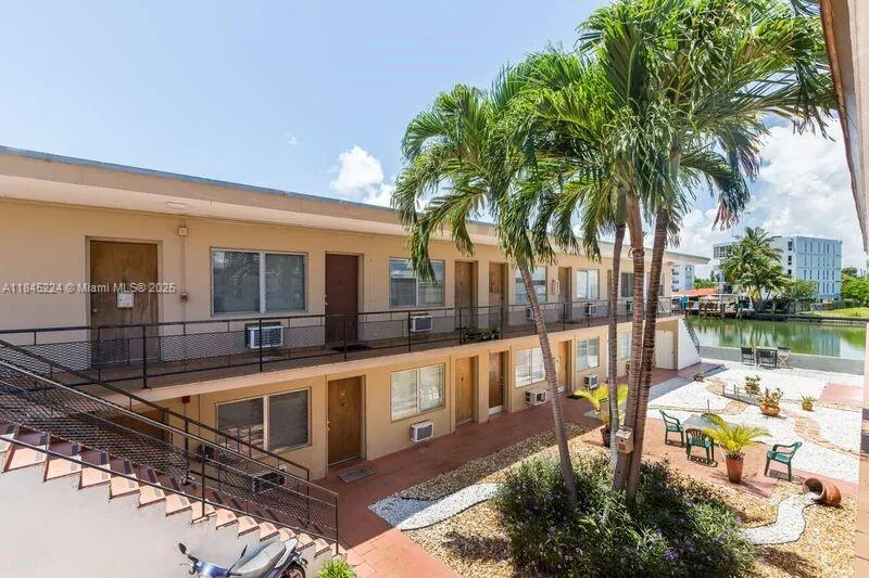 8220 Byron Ave, Miami Beach FL 33141