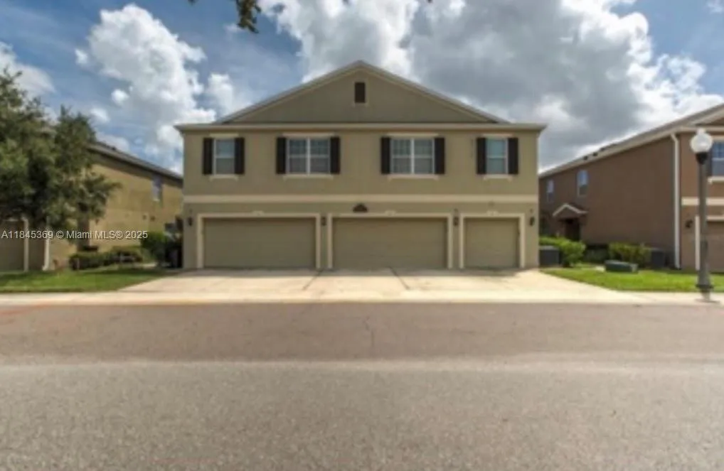 3 bedroom 2 bath for sale at 3732 Seneca, Orlando FL 32808