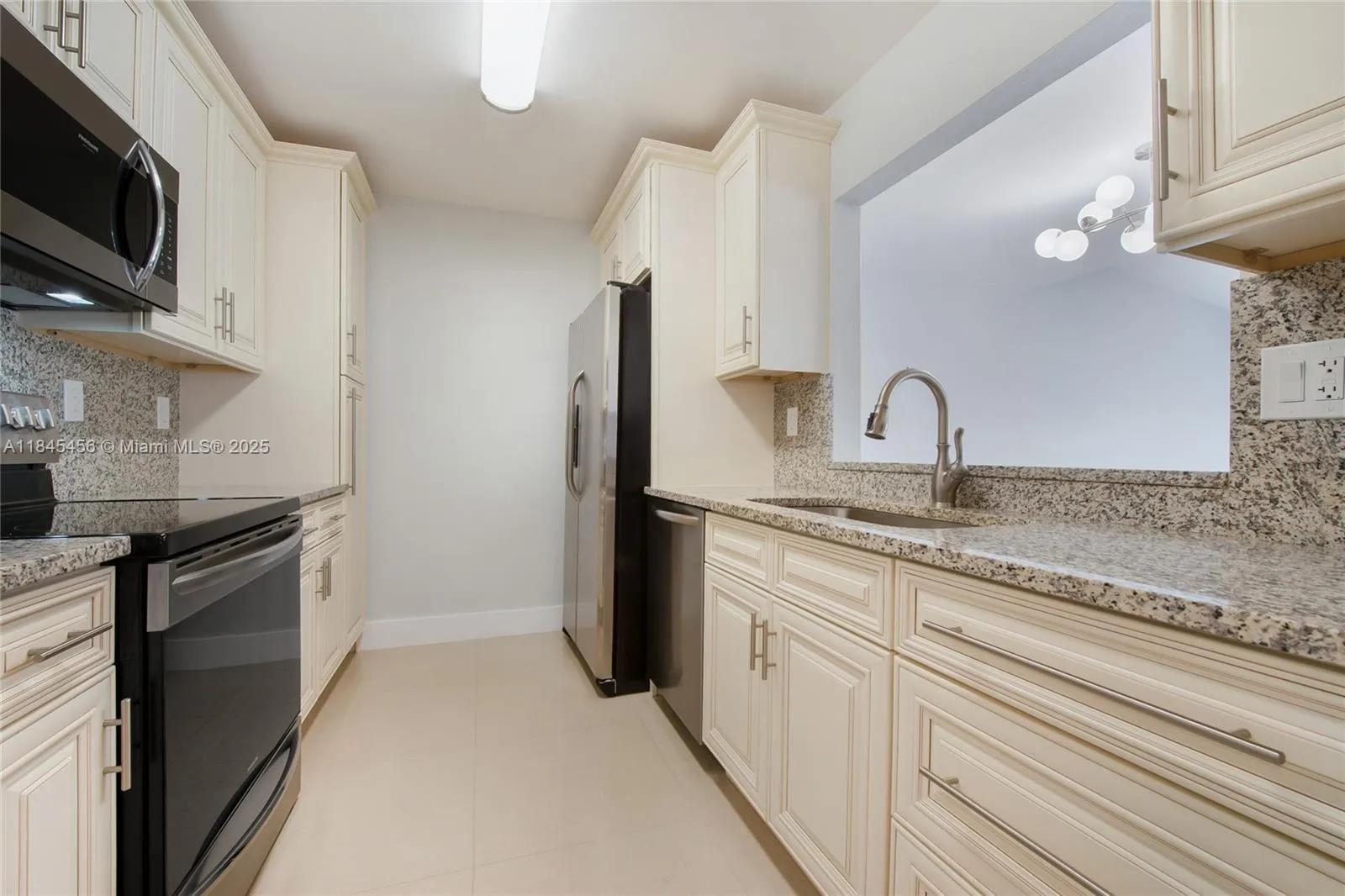 7424 SW 106th Pl, Miami FL 33173
