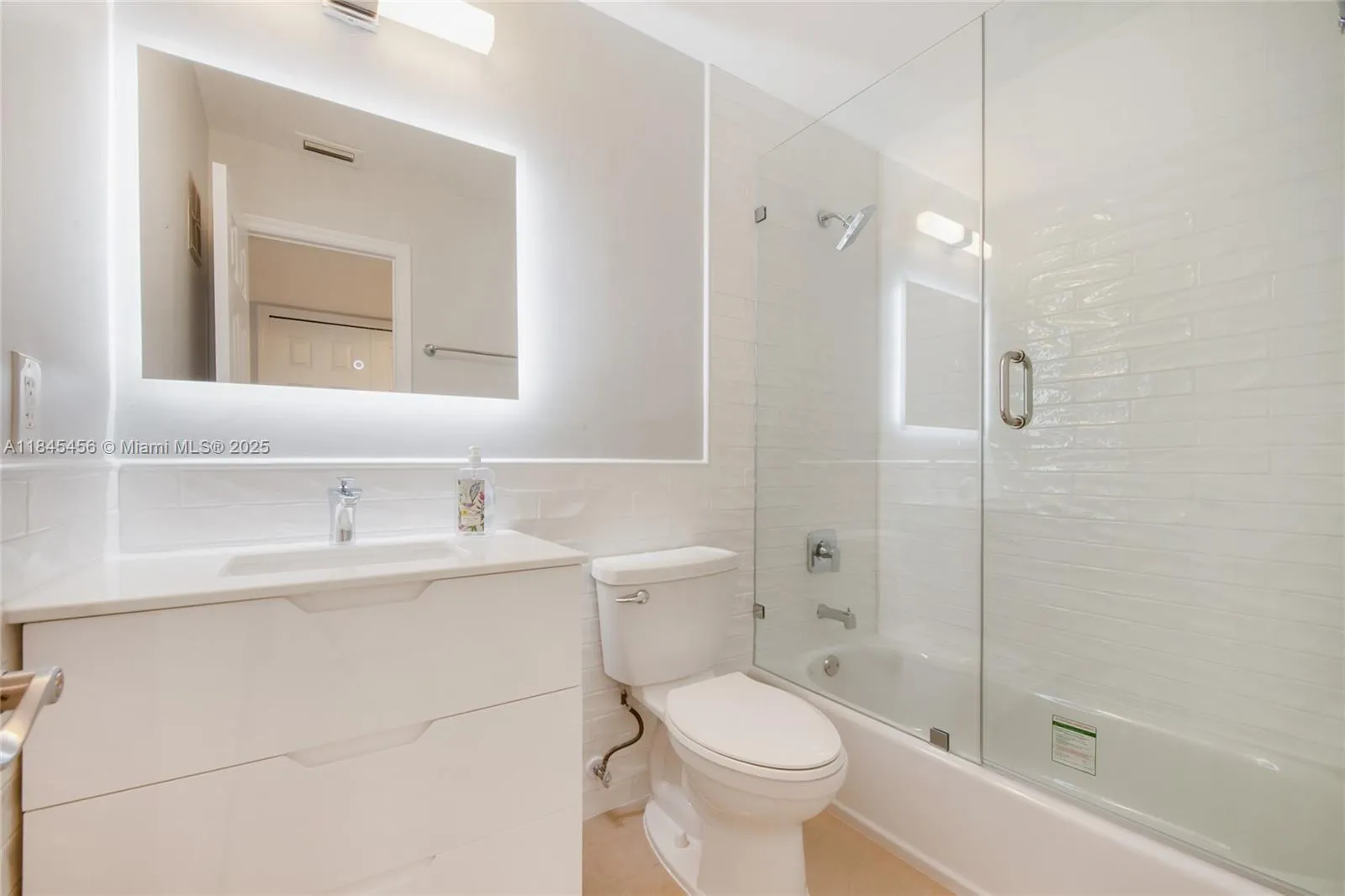 7424 SW 106th Pl, Miami FL 33173