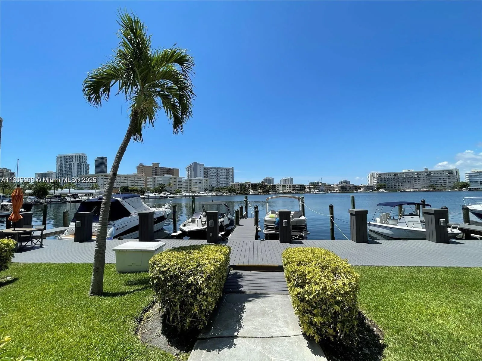 2420 Diana Dr # 203, Hallandale Beach FL 33009