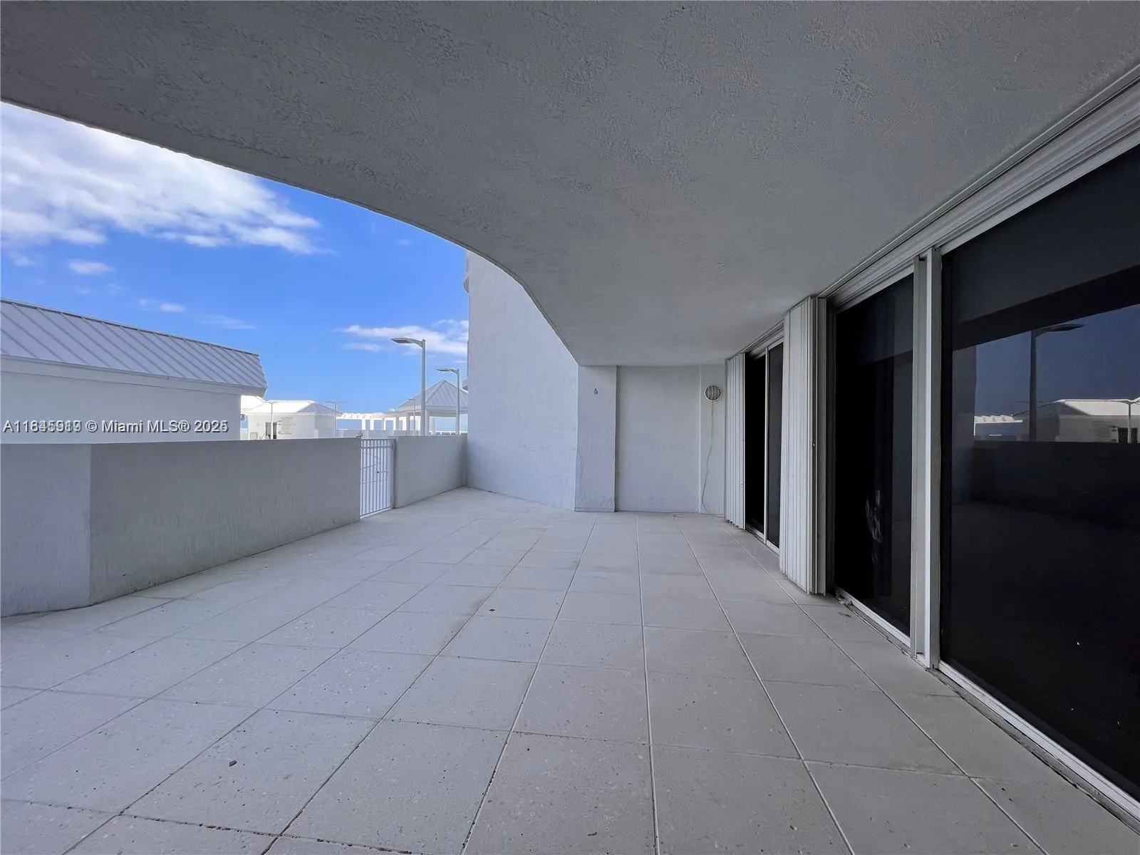 16711 Collins Ave # 602, Sunny Isles Beach FL 33160