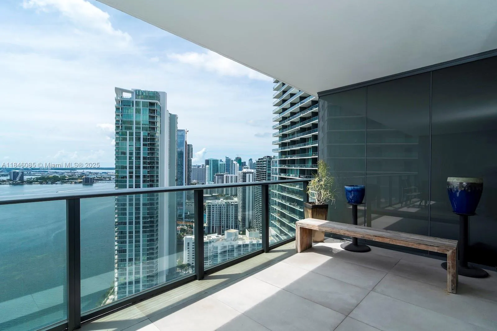 650 NE 32nd St # 4206, Miami FL 33137