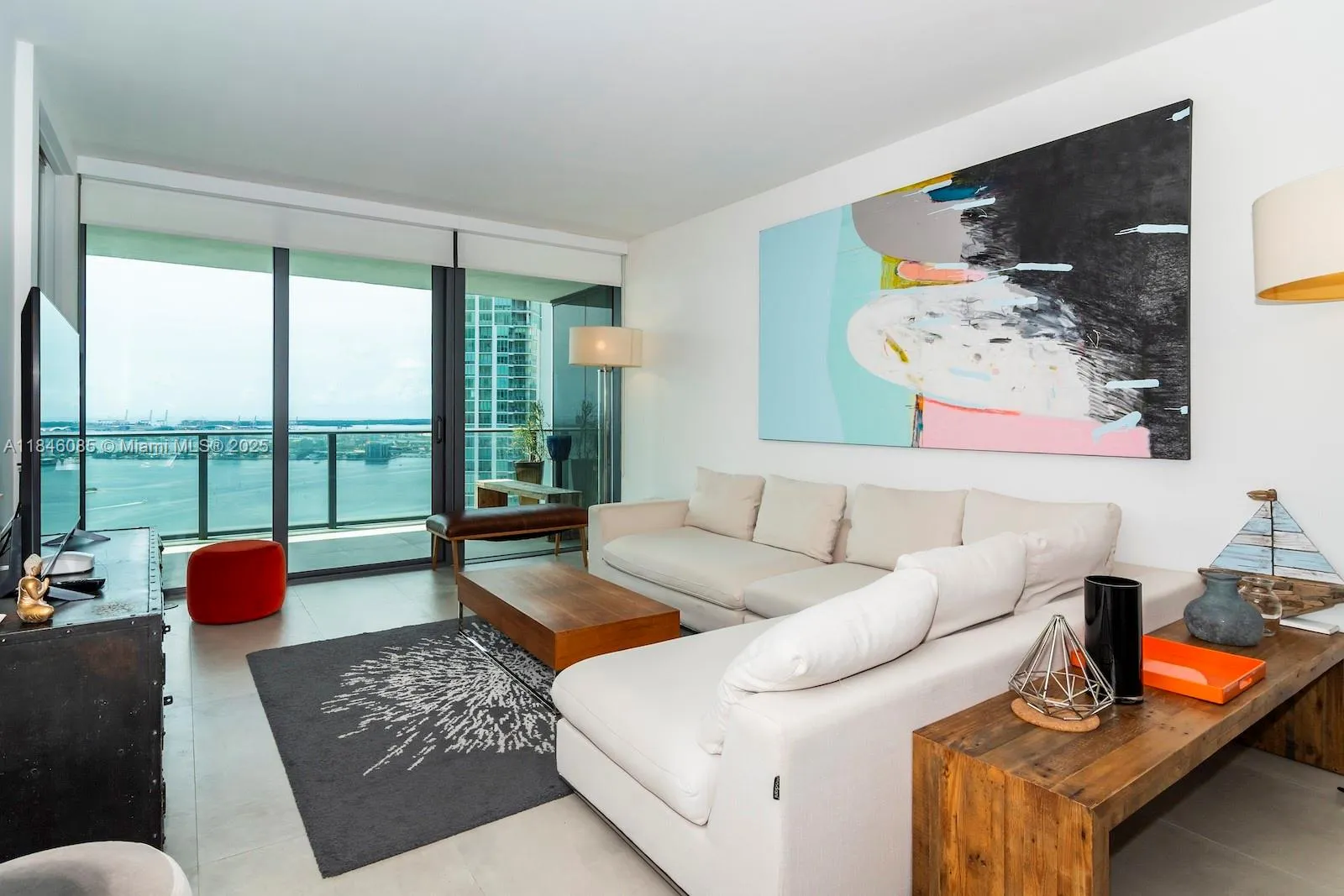 650 NE 32nd St # 4206, Miami FL 33137