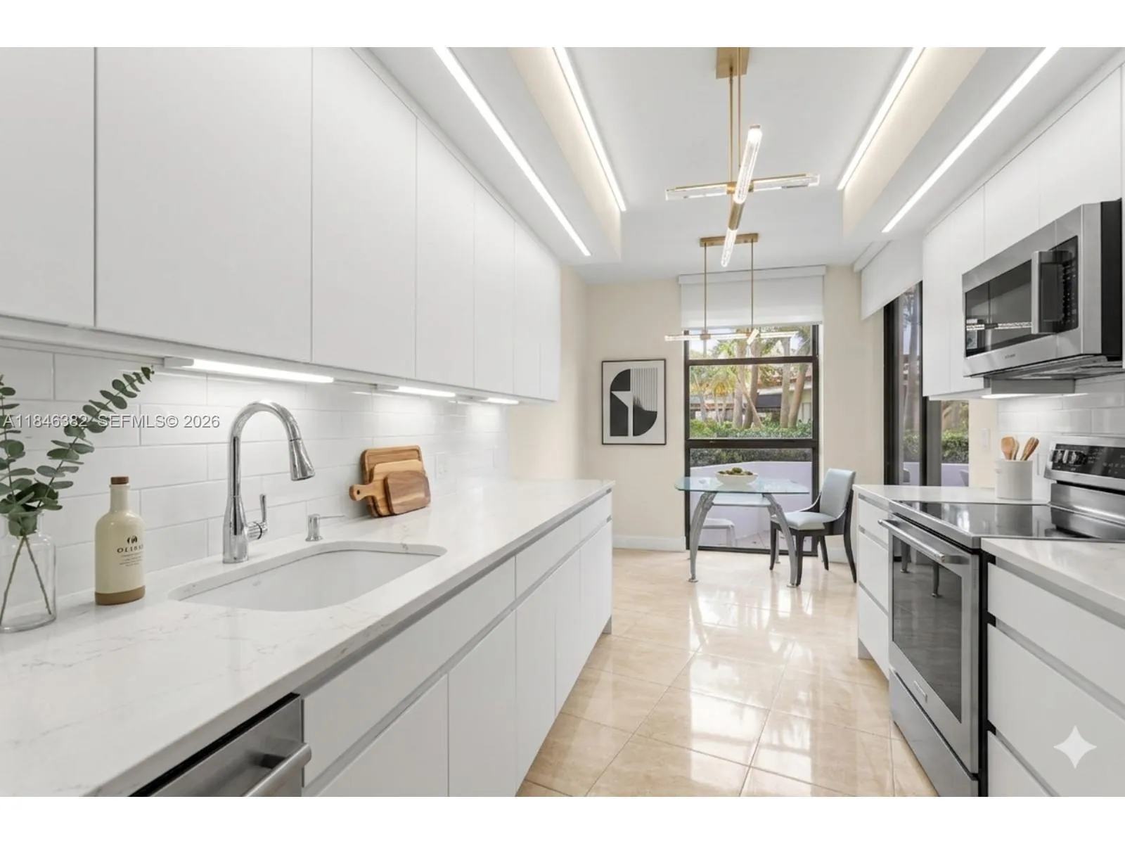 20281 E Country Club Dr # 207, Aventura FL 33180