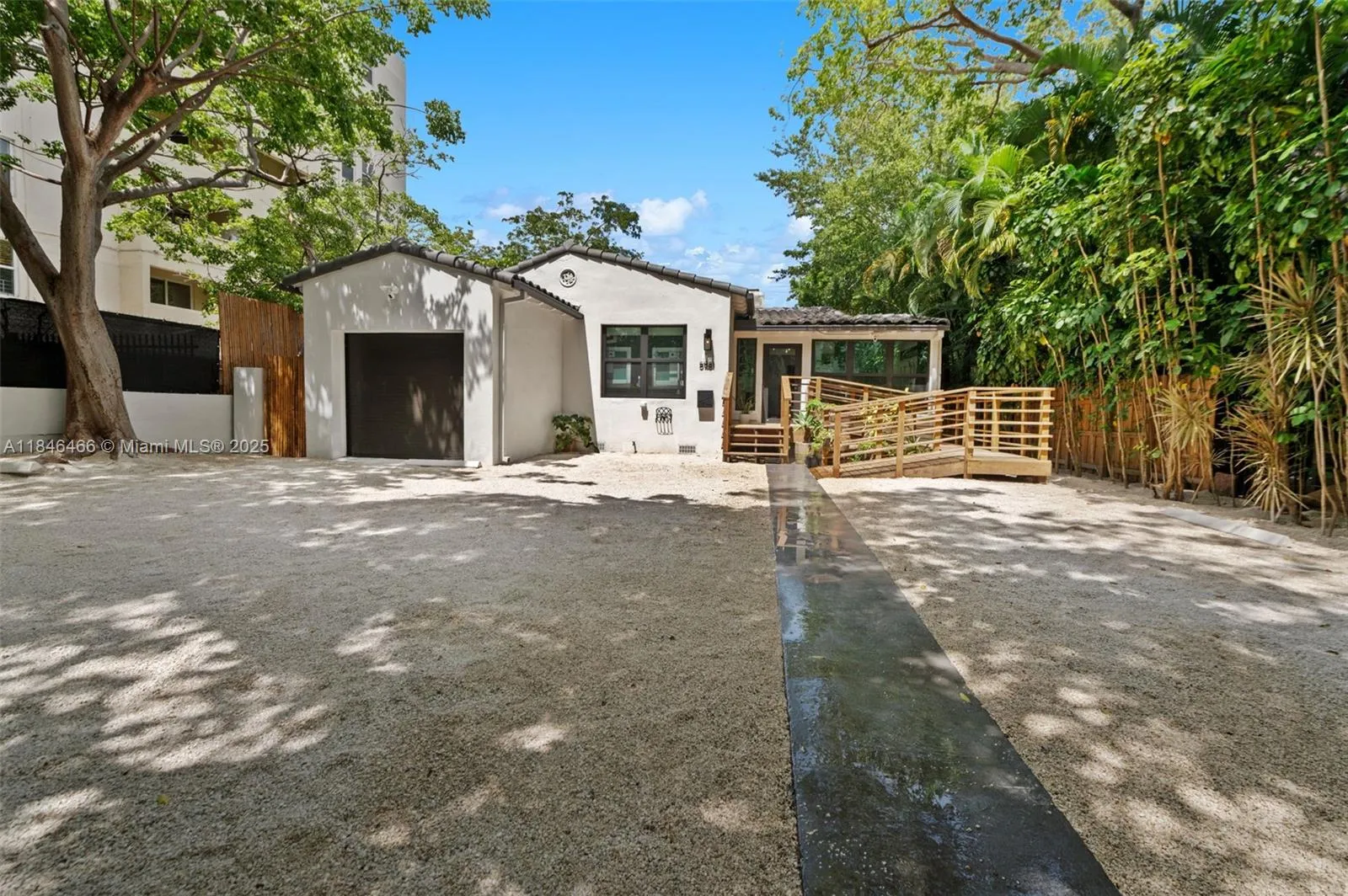 5981 NE 6th Ave, Miami FL 33137