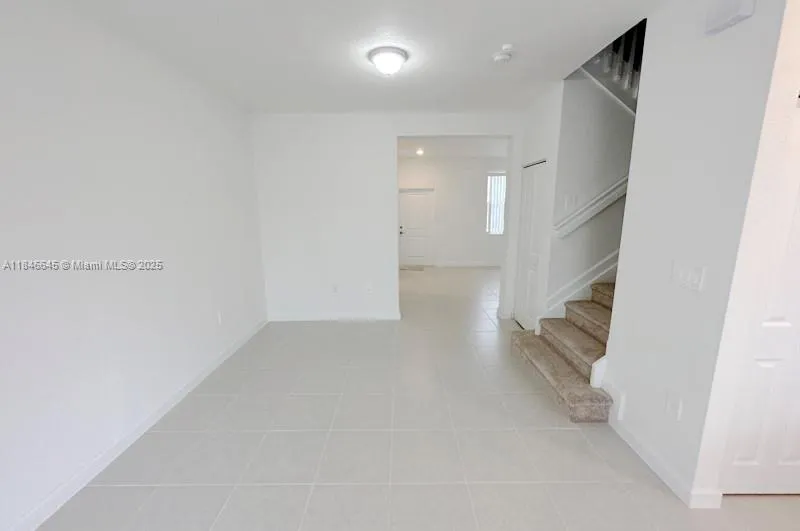 12432 NW 23rd Ct, Miami FL 33167