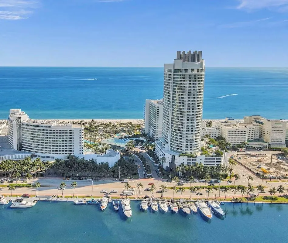 2 bedroom 3 bath for sale at 4401 Collins Ave, Miami Beach FL 33140