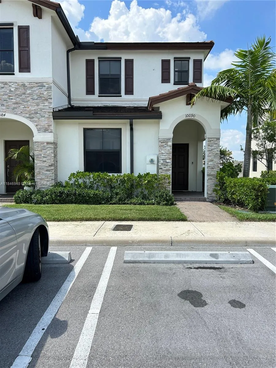 10090 SW 228th Ter, Miami FL 33190