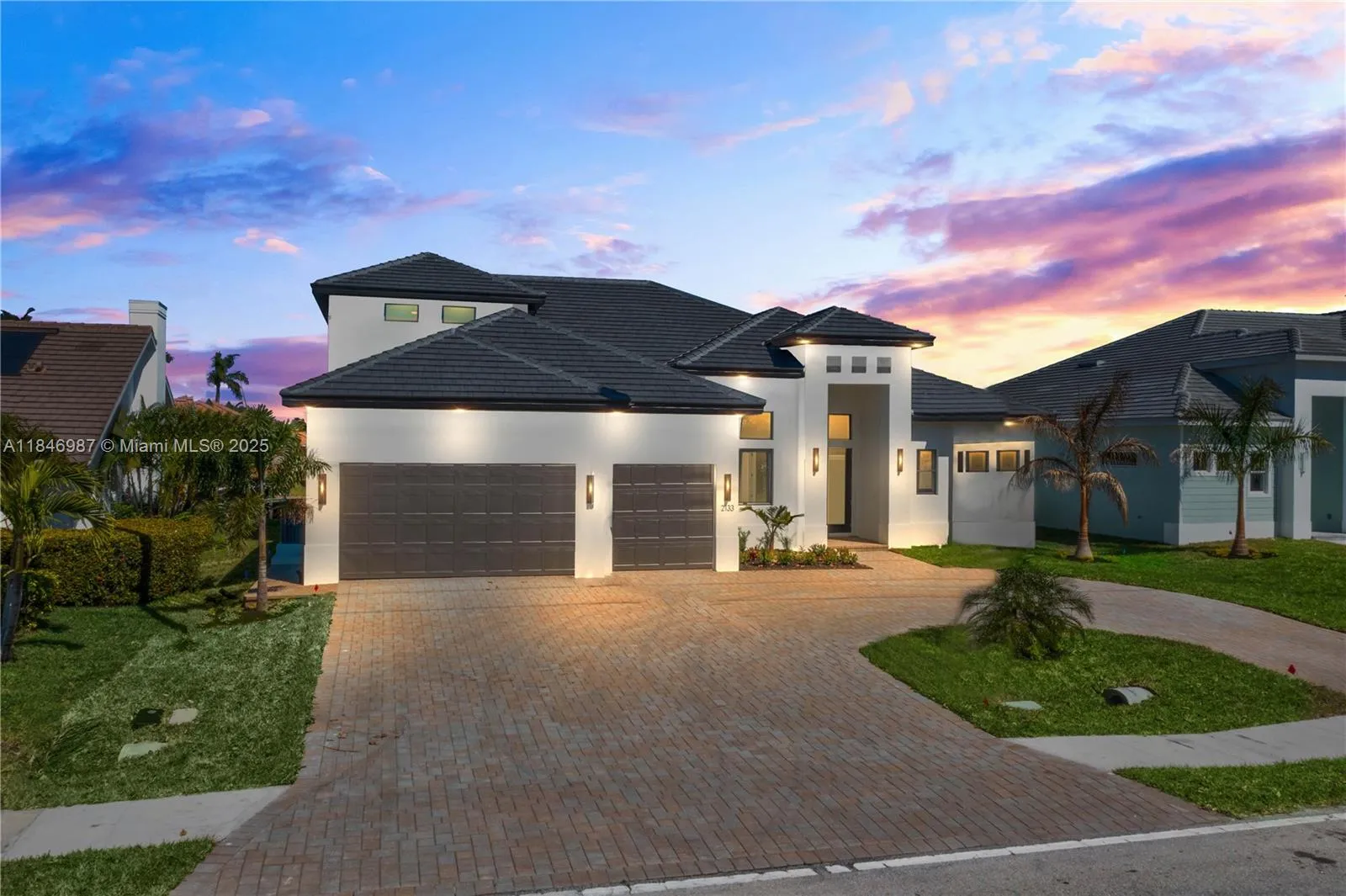 4 bedroom 4 bath for sale at 2133 Cape Coral Pkwy W, Cape Coral FL 33914