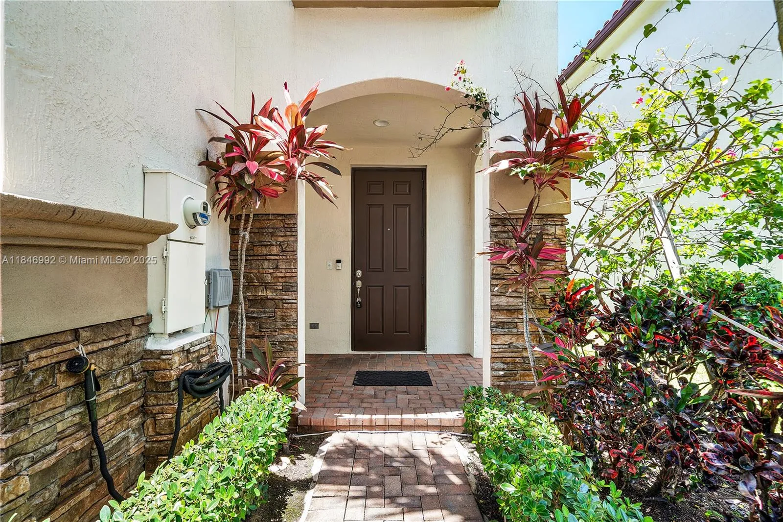6411 Osprey Landing St, Davie FL 33314