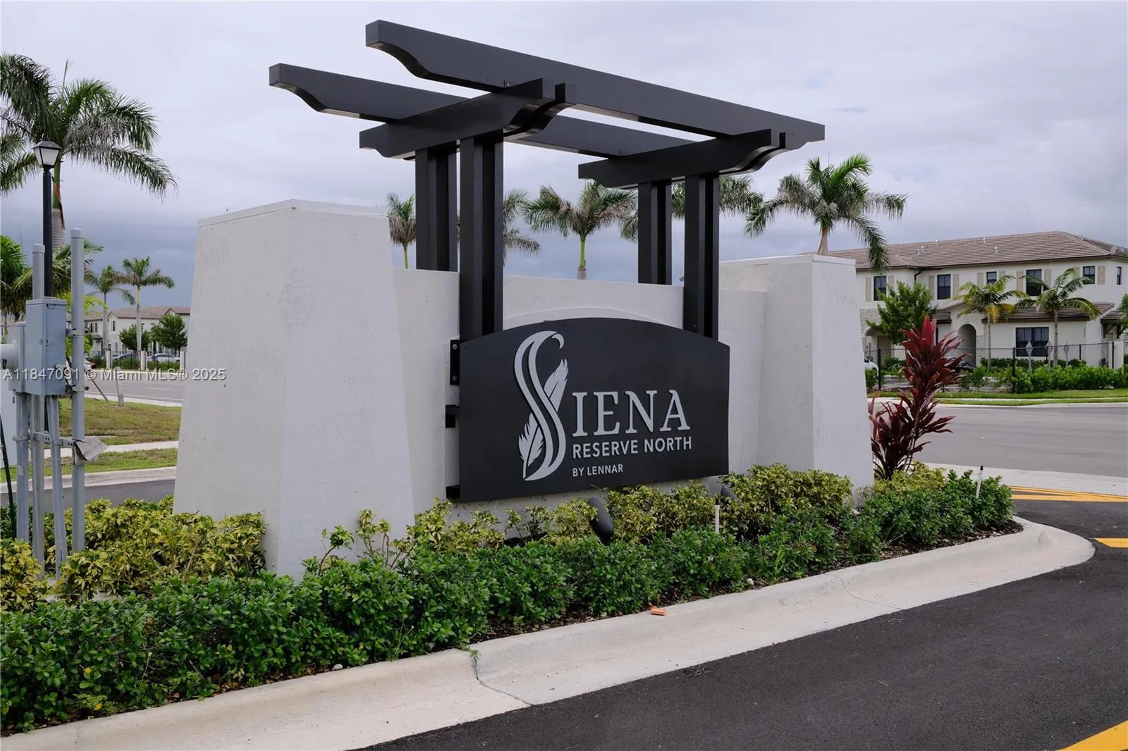 3 bedroom 2 bath for sale at 23156 SW 130th Ave, Miami FL 33170
