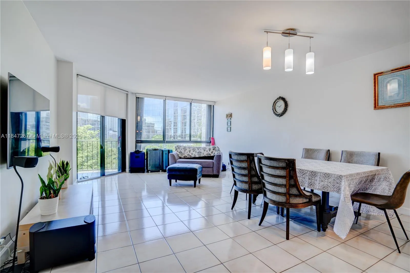 520 Brickell Key Dr # A619, Miami FL 33131