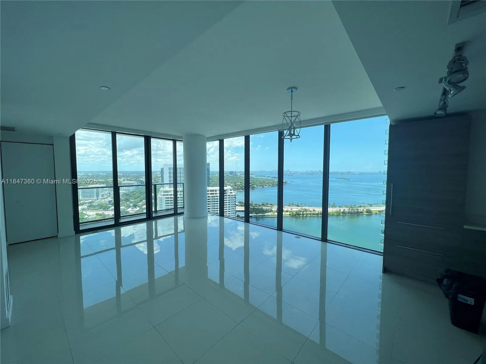 650 NE 32nd St # 3508, Miami FL 33137