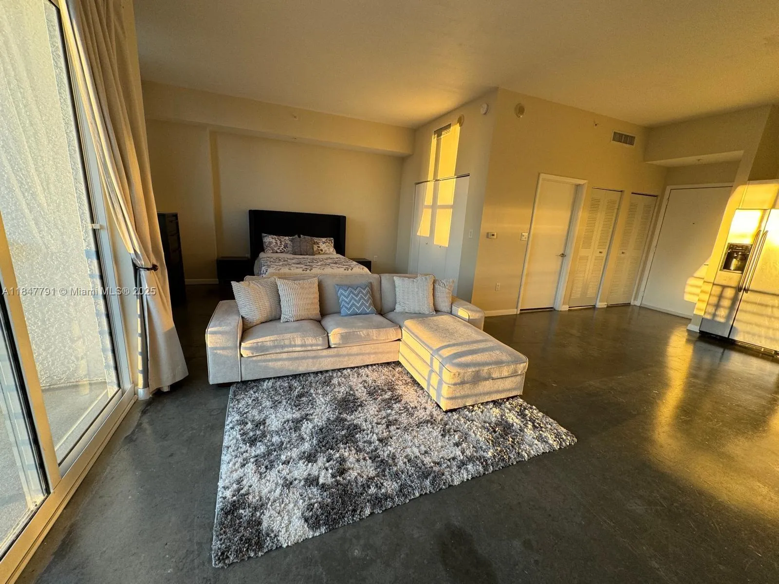 133 NE 2nd Ave # 1417, Miami FL 33132
