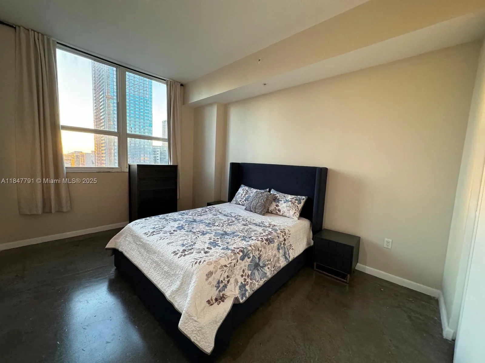 133 NE 2nd Ave # 1417, Miami FL 33132