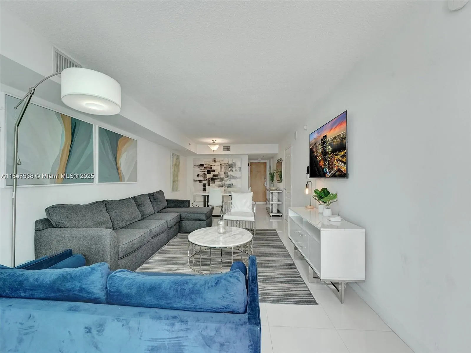 1200 Brickell Bay Dr # 3309, Miami FL 33131