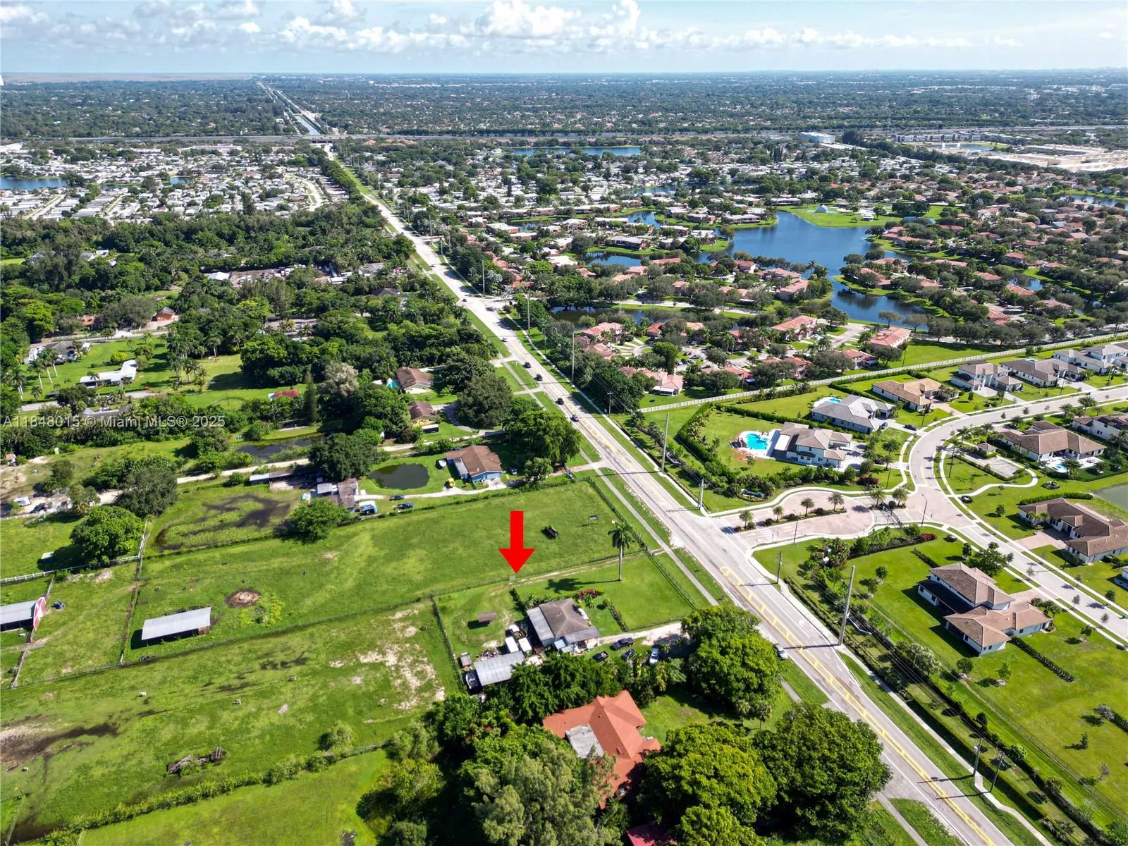 1921 SW 112th Ave, Davie FL 33325