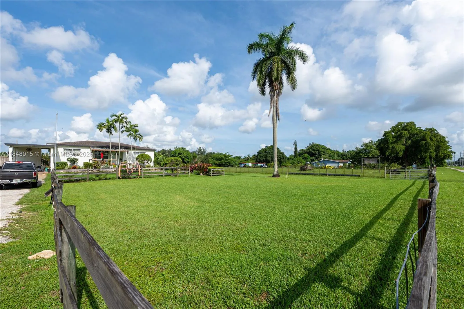 1921 SW 112th Ave, Davie FL 33325