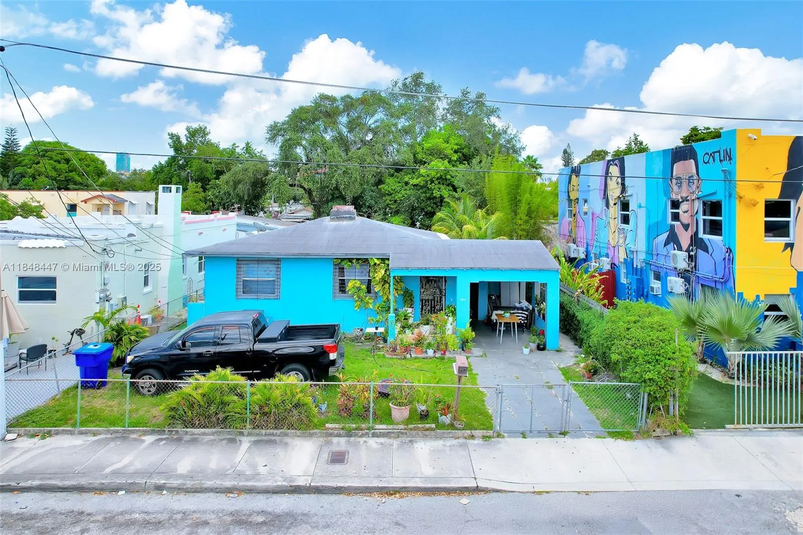 266 NW 32nd St, Miami FL 33127