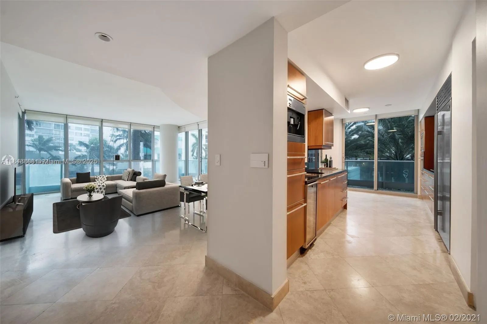 2 bedroom 2 bath for sale at 1331 Brickell Bay Dr # 208, Miami FL 33131