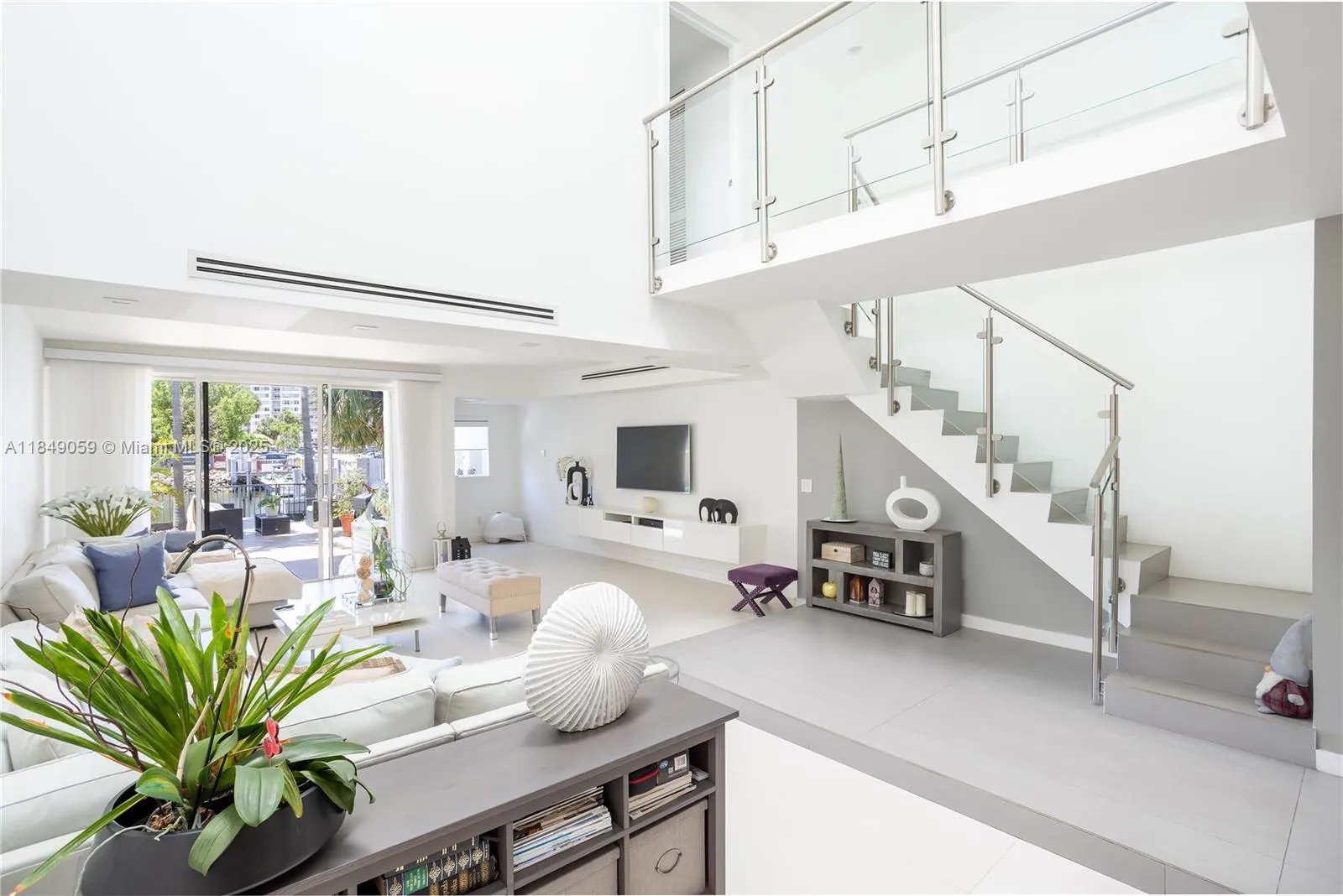 4 bedroom 2 bath for sale at 330 Poinciana Dr # 1002, Sunny Isles Beach FL 33160