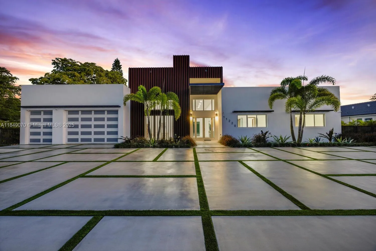 11220 SW 95th St, Miami FL 33176