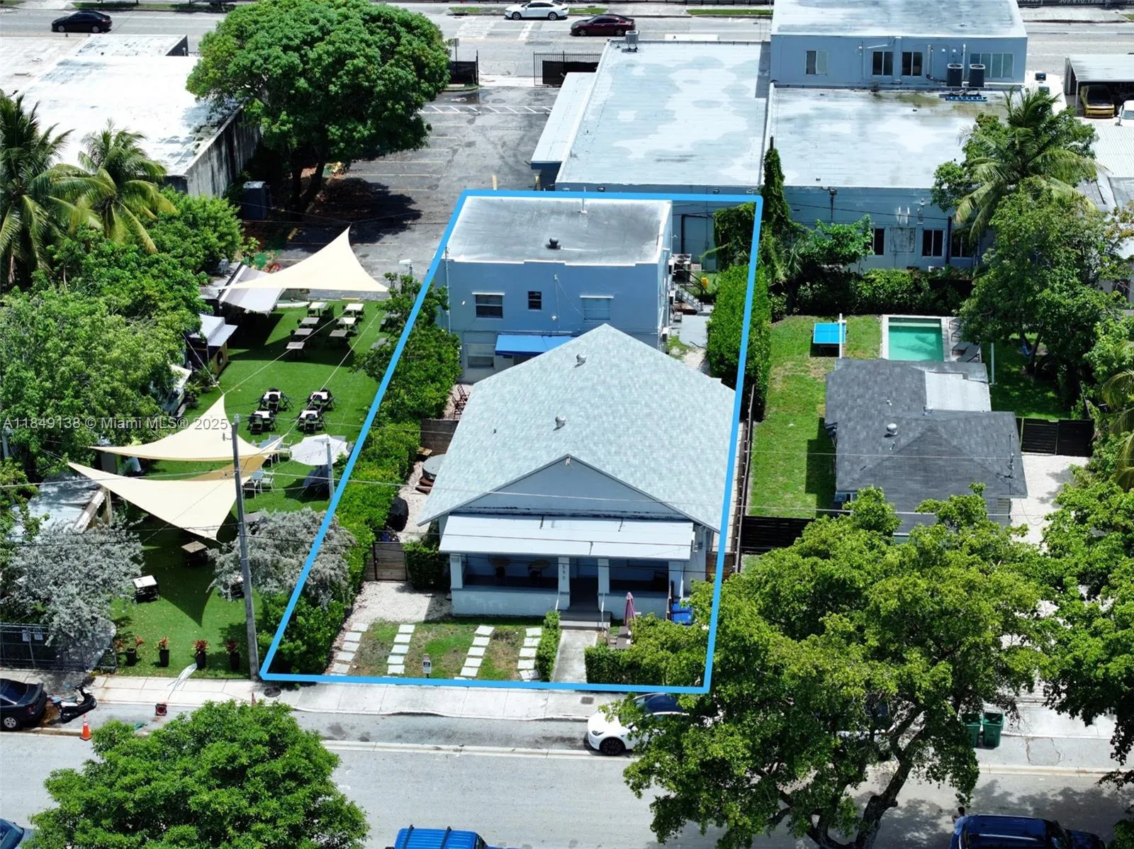 for sale at 550 NW 30th St, Miami FL 33127