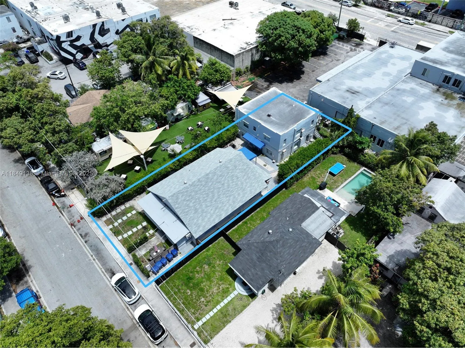 550 NW 30th St, Miami FL 33127
