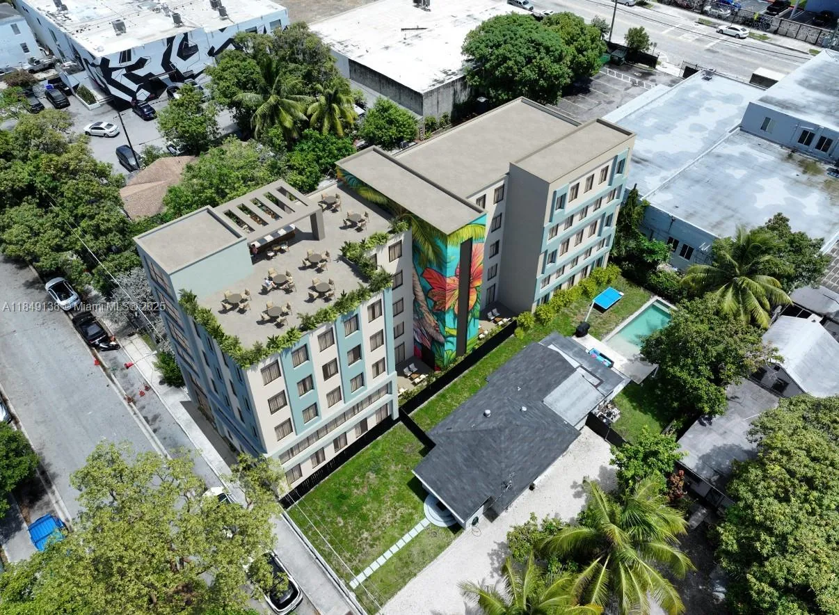 550 NW 30th St, Miami FL 33127