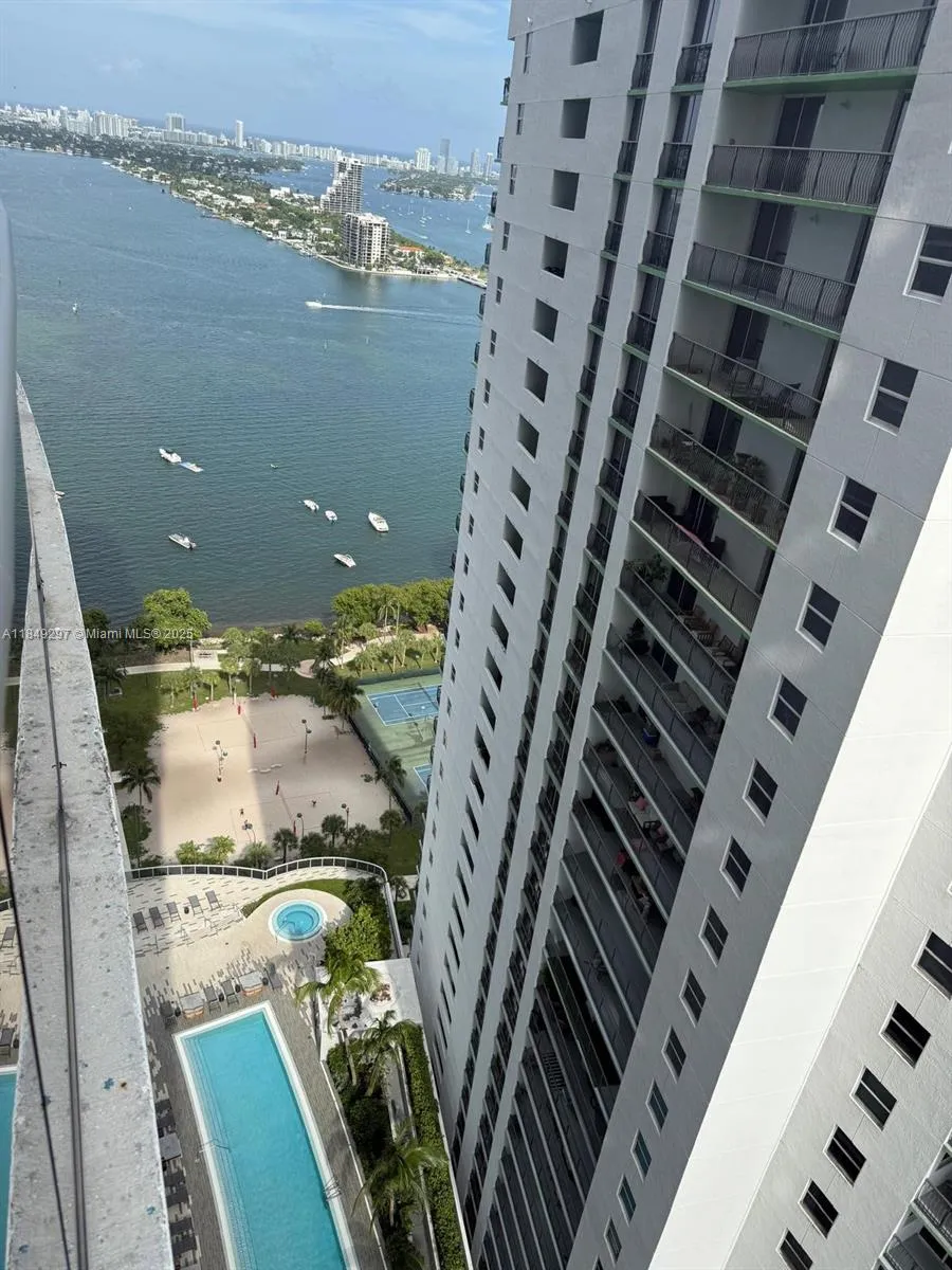 488 NE 18th St # 3204, Miami FL 33132