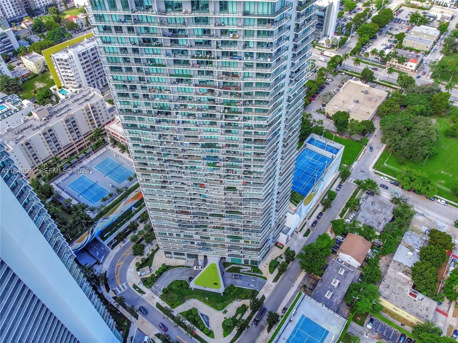 501 NE 31st St # 608, Miami FL 33137