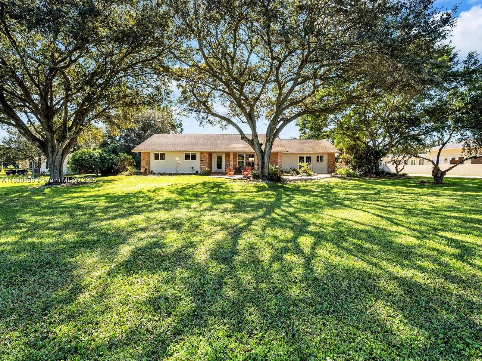 6 bedroom 5 bath for sale at 13350 Luray Rd, Southwest Ranches FL 33330