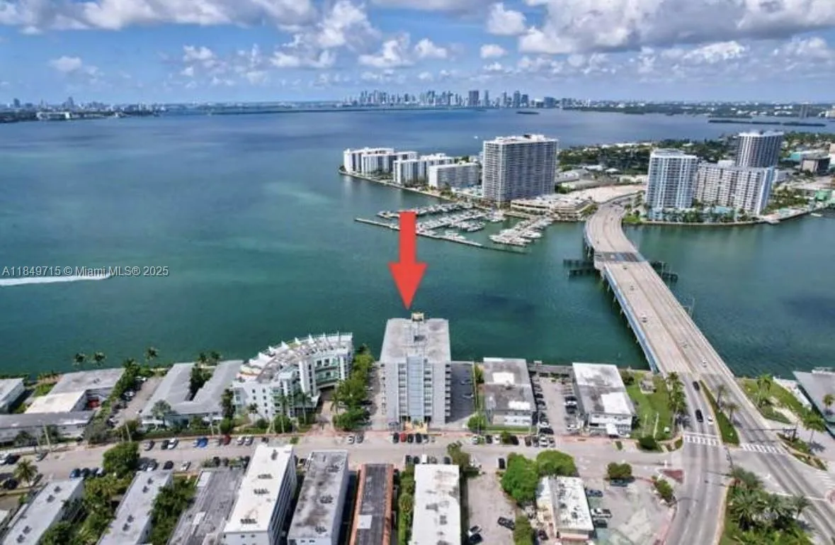 2016 Bay Dr # 202, Miami Beach FL 33141