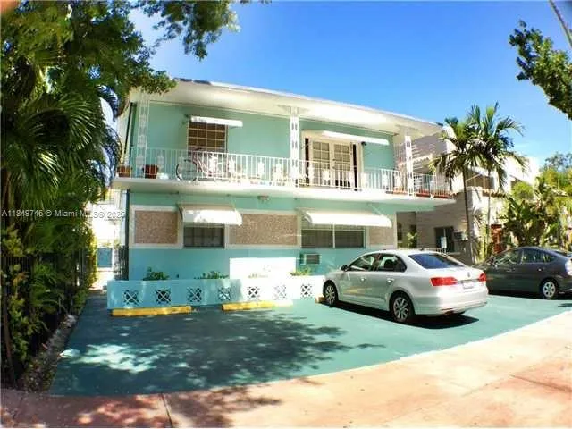 1 bath for sale at 945 Meridian Ave # 11, Miami Beach FL 33139