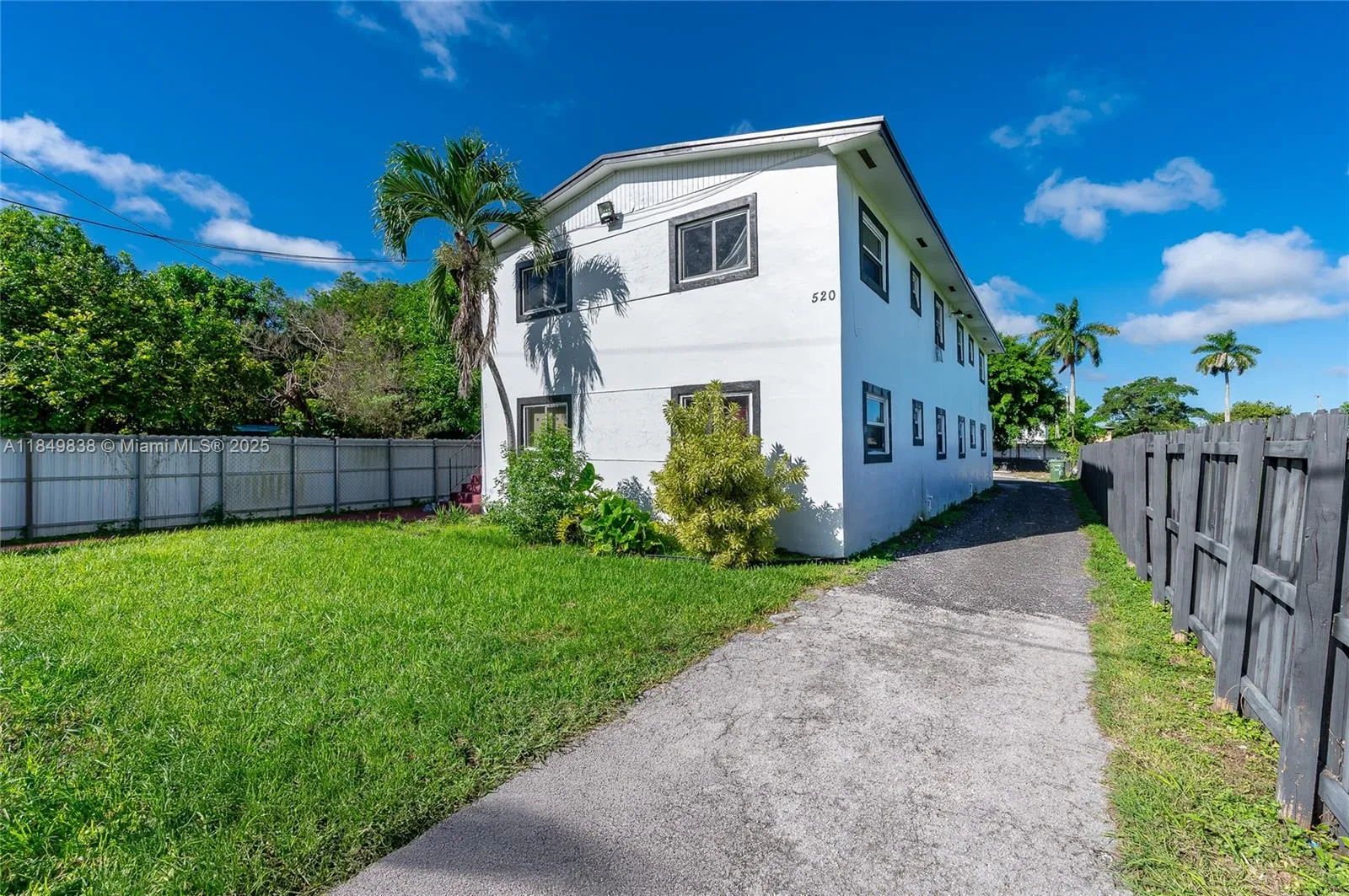 520 SW Krome Ter # 1, Homestead FL 33030