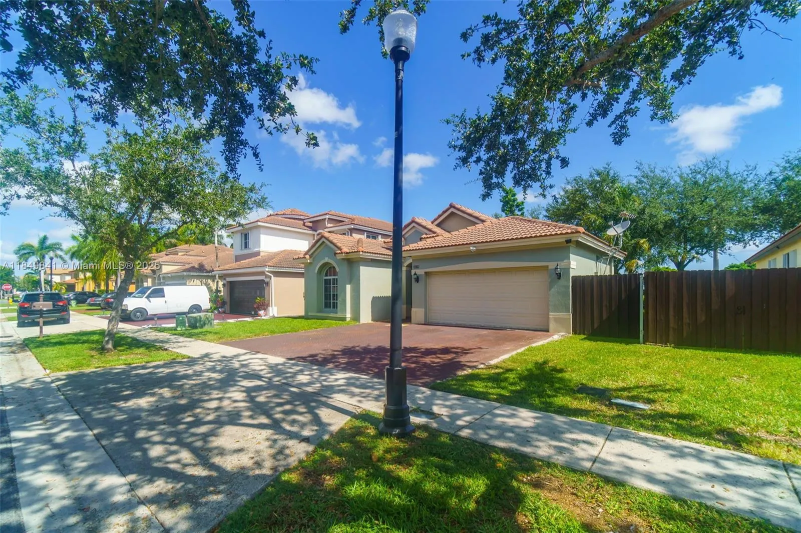 2219 SE 1st St, Homestead FL 33033