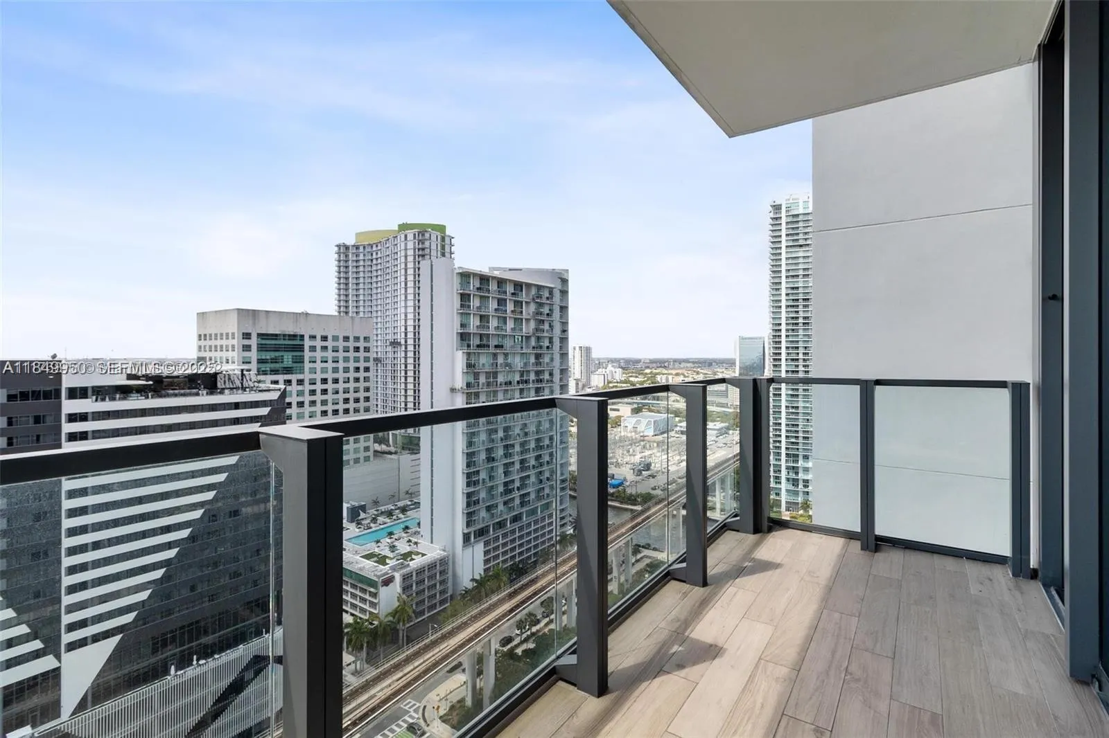 88 SW 7th St # 2104, Miami FL 33130