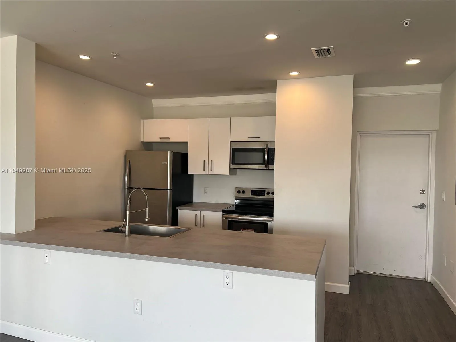 2311 NW 22nd Ave # 302, Miami FL 33142