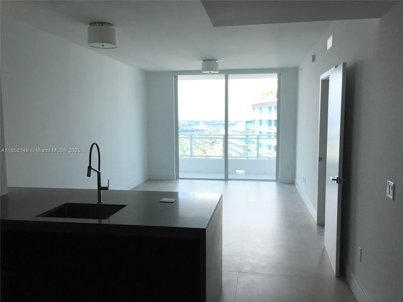 1080 Brickell Ave # 4107, Miami FL 33131