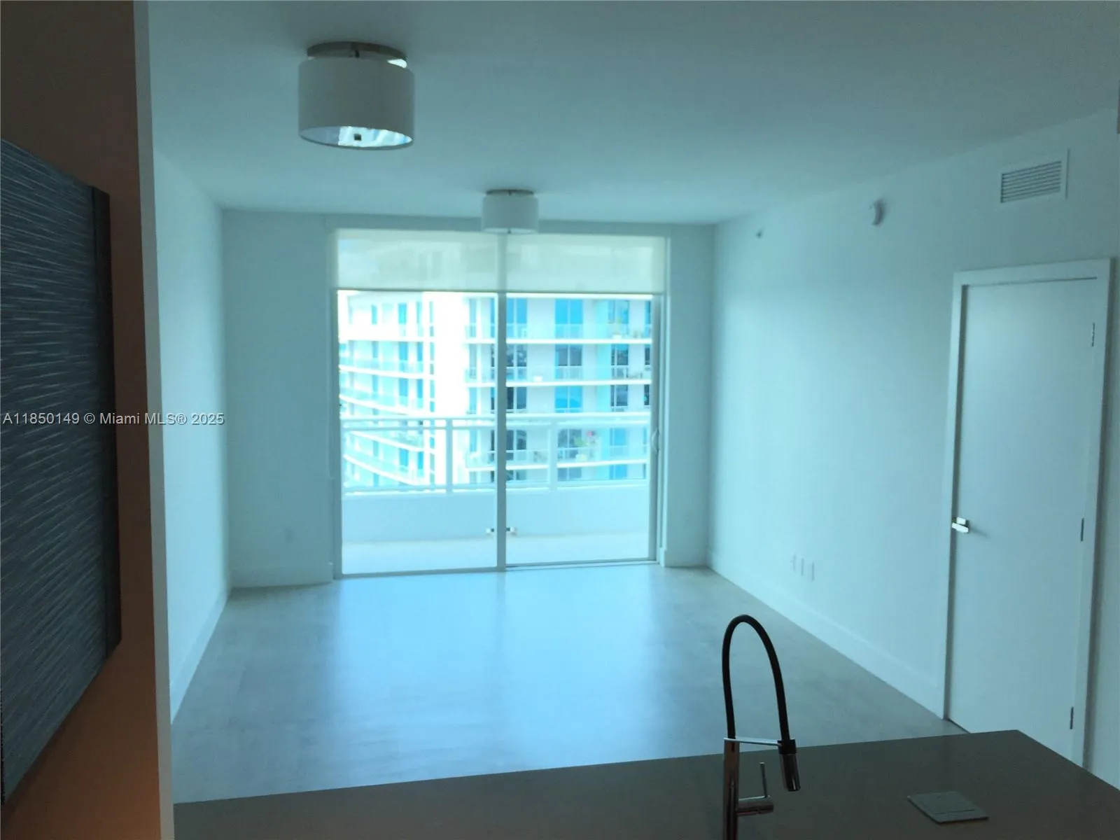 1080 Brickell Ave # 4107, Miami FL 33131