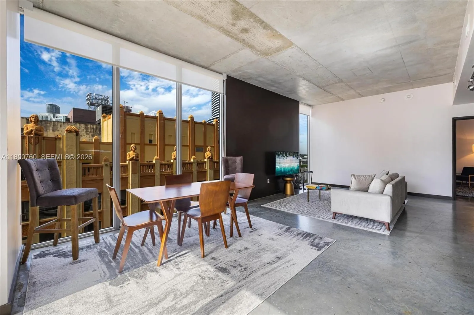 2 bedroom 2 bath for sale at 151 SE 1st St # 401, Miami FL 33131